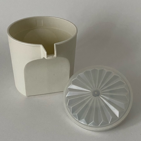 Vintage Tupperware 1414-16 Creamer Jug / Pitcher - Picture 2 of 7